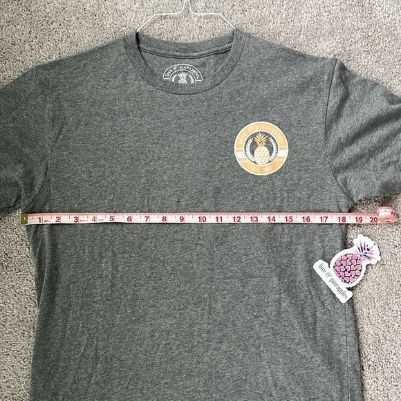 Women’s Love & Pineapple t-shirt size M - Picture 3 of 5